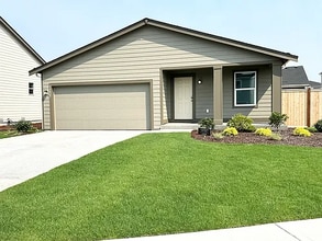 Building Photo - 14025 198th St E