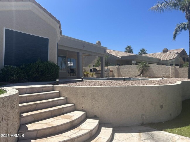 Building Photo - 3160 S Greythorne Way