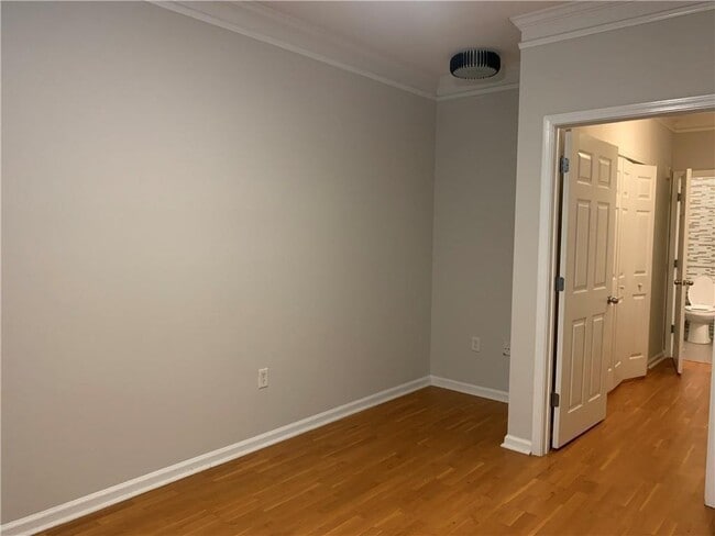 Building Photo - 1120 Westchester Ridge NE