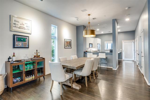 Building Photo - 4310 Buena Vista St