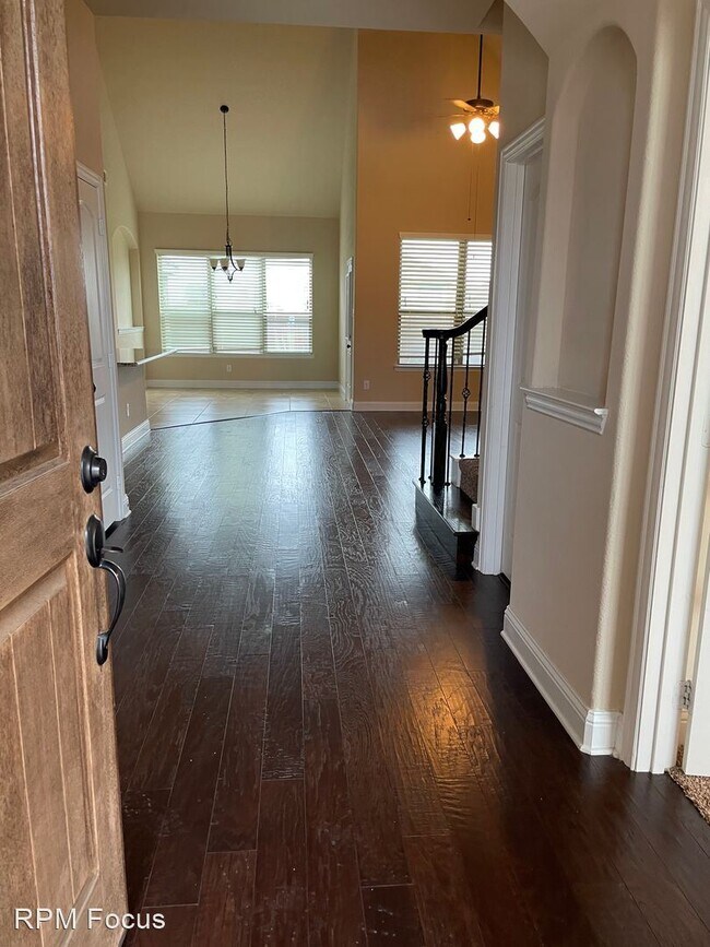 Building Photo - 4 br, 2.5 bath House - 217 Eagle Ridge Rd.