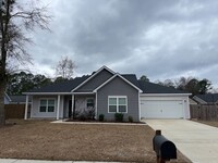 Building Photo - Beautiful Home on a culdesac - Built in 2019!