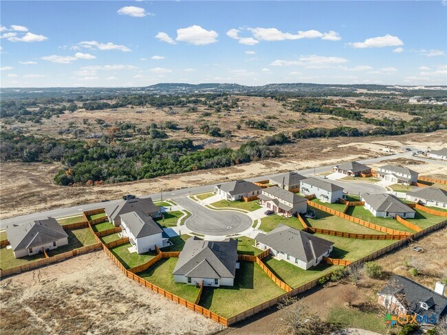 Building Photo - 106 Logan Ct