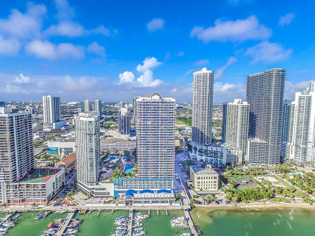 Building Photo - 1717 N Bayshore Dr