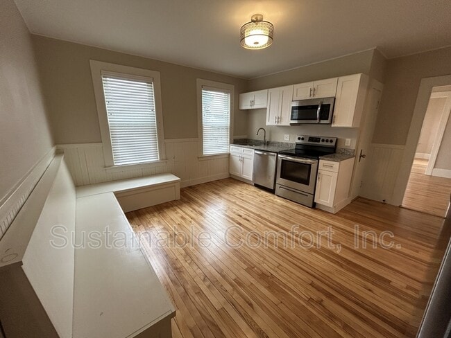 Primary Photo - 76 Fairhaven Rd
