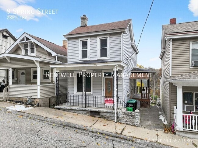 Primary Photo - 9 1/2 Spring St