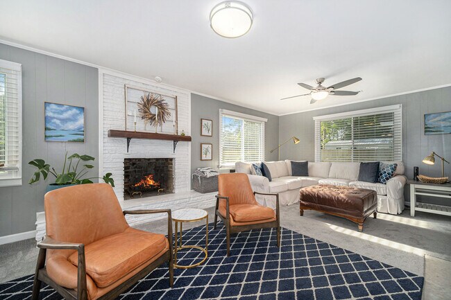 Building Photo - 5112 Victoria Ave