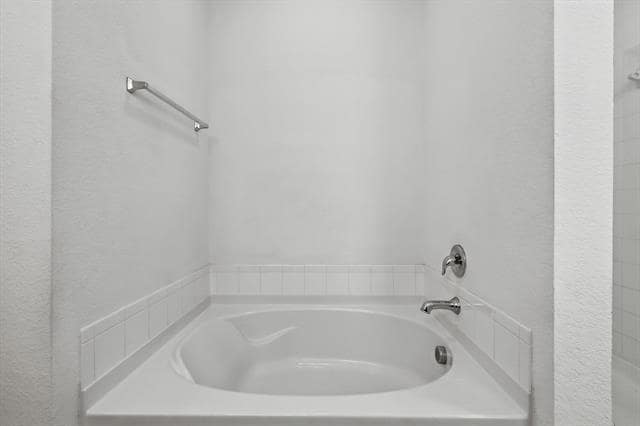 Building Photo - 1105 Kingston Ct