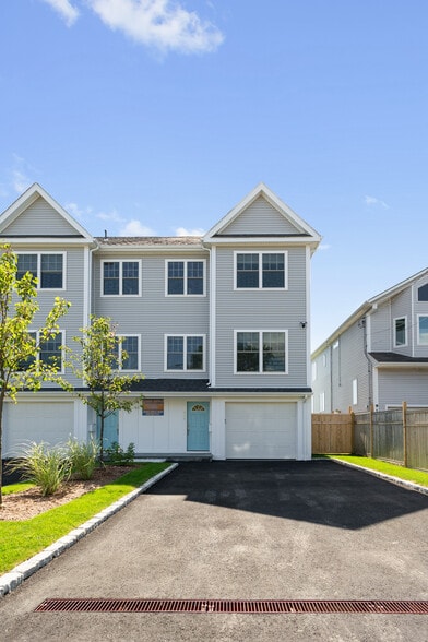 Building Photo - 928 Reef Rd