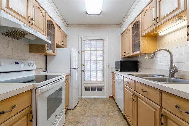 Building Photo - 12888 Montfort Dr