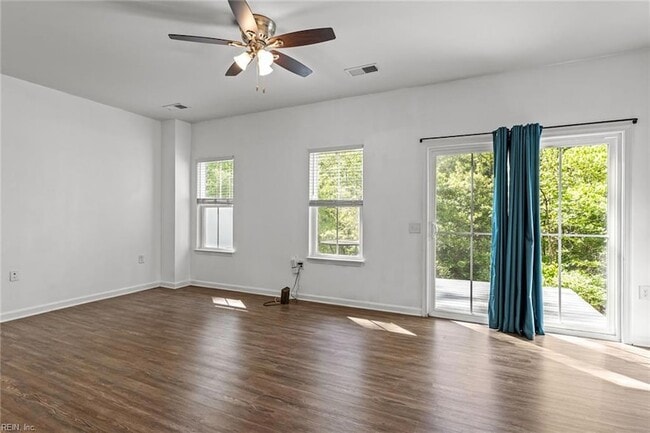 Building Photo - 109 Capeside Ct