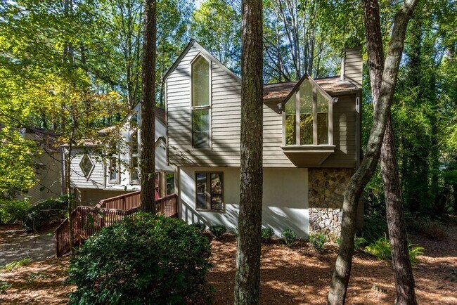 Primary Photo - Contemporary East Cobb Home in Pope School...