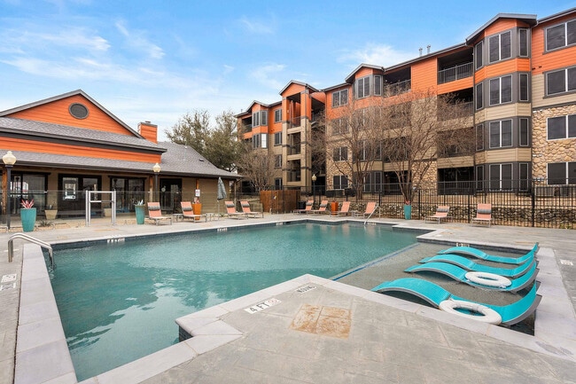 Luxury Swimming Pool at Ovation Apartments in Austin, TX - Ovation Apartments