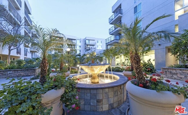 Building Photo - 267 San Pedro St