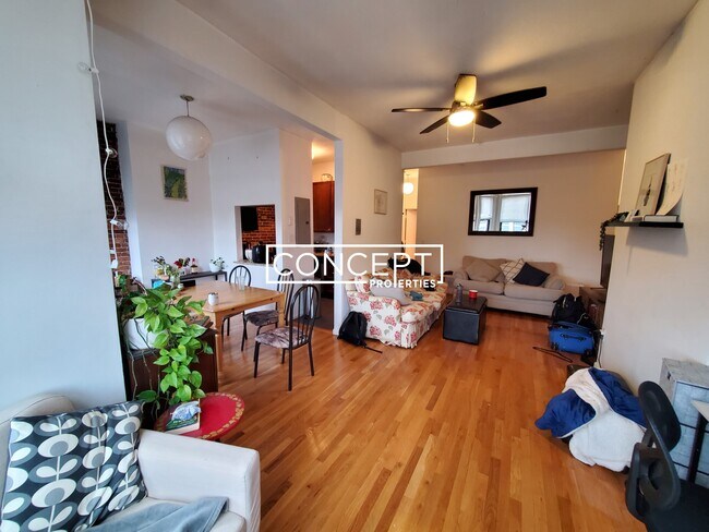 Building Photo - 23 Cortes St