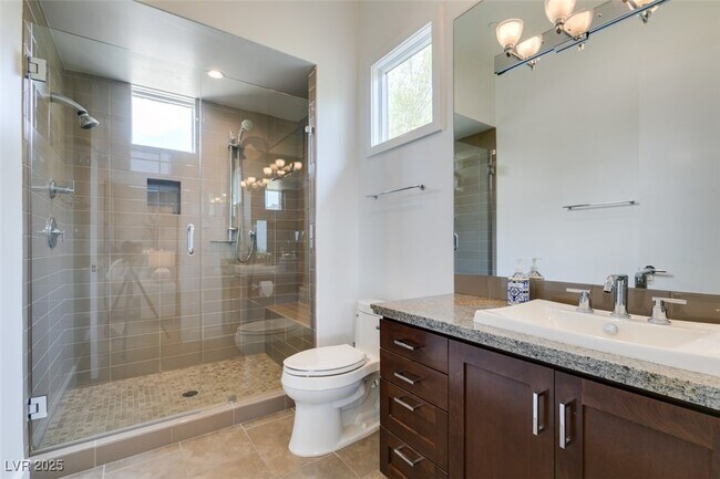 Building Photo - 483 Toucan Ridge Ct