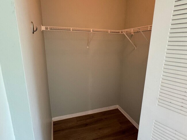 Building Photo - 510 Florida Club Blvd