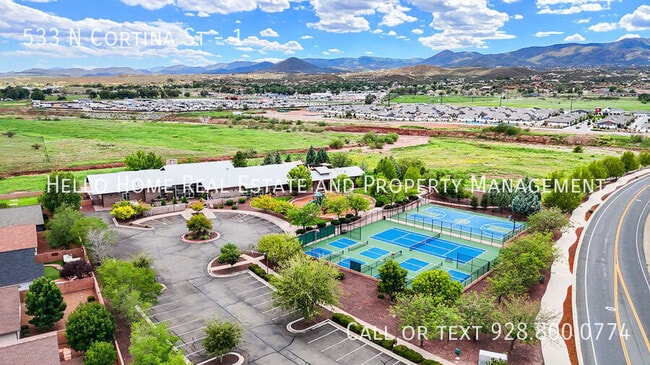 Building Photo - 533 N Cortina St