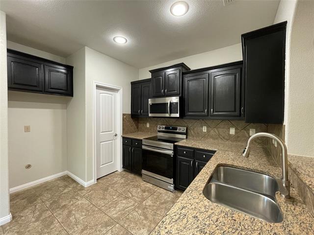 Building Photo - 4604 Gunnison Dr