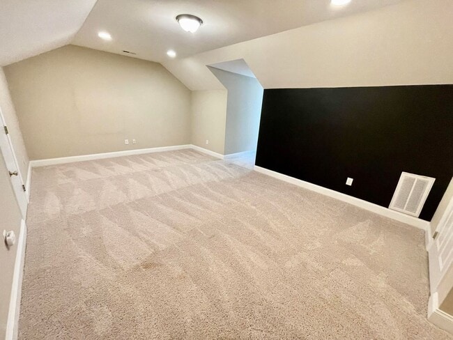 Building Photo - 9519 Dellbrook Ct