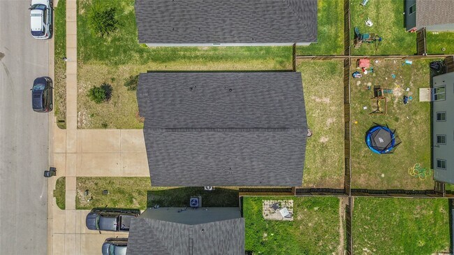 Building Photo - 111 Bering Dr