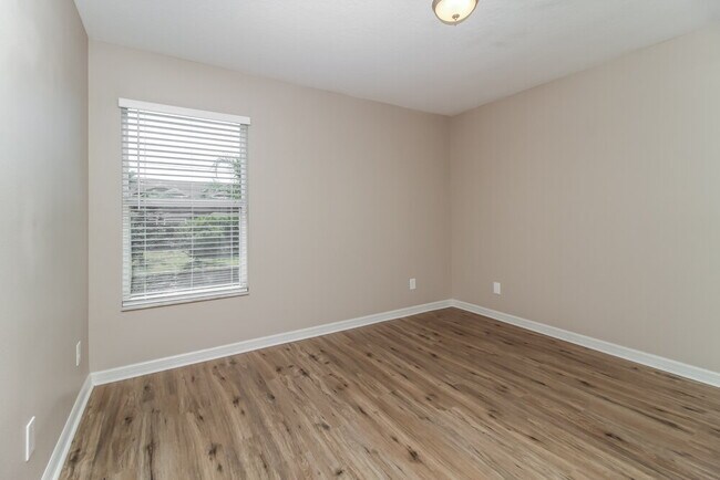 Building Photo - 351 Willowbay Ridge St