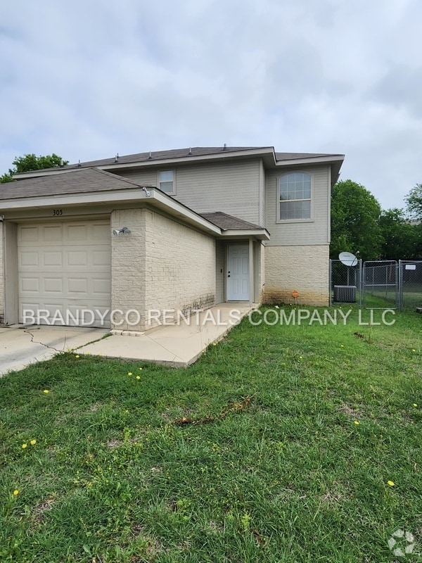 Building Photo - 305 Deloris Dr