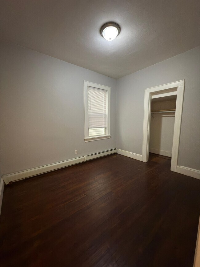 Building Photo - 275 Highland Ave