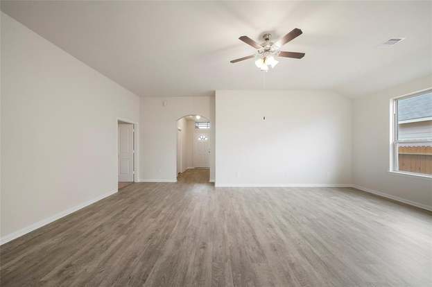 Building Photo - 13096 Laura Lake Dr