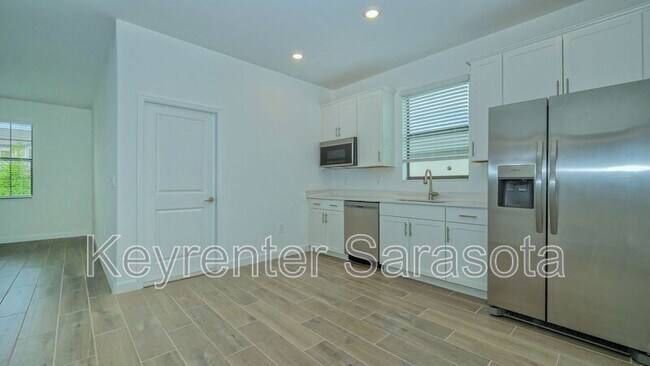 Building Photo - 4873 Seafoam Trl