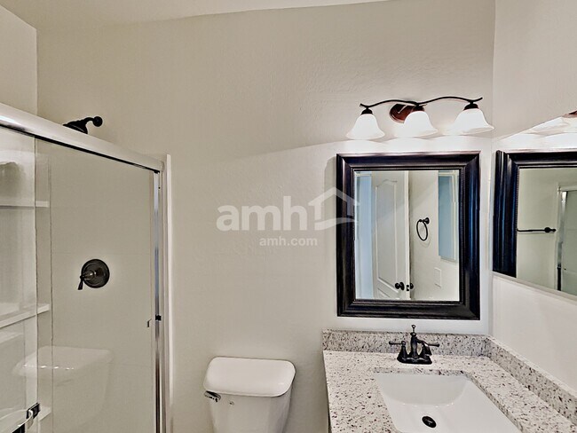 Building Photo - 3453 N Almar
