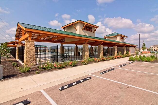 Building Photo - 6501 Wolf Pack Dr