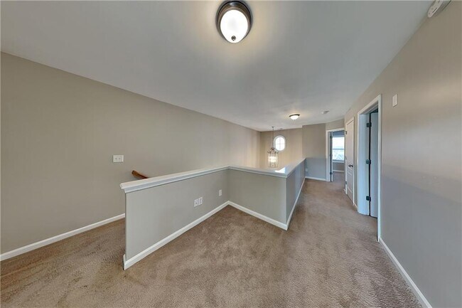 Building Photo - 441 Argonne Terrace