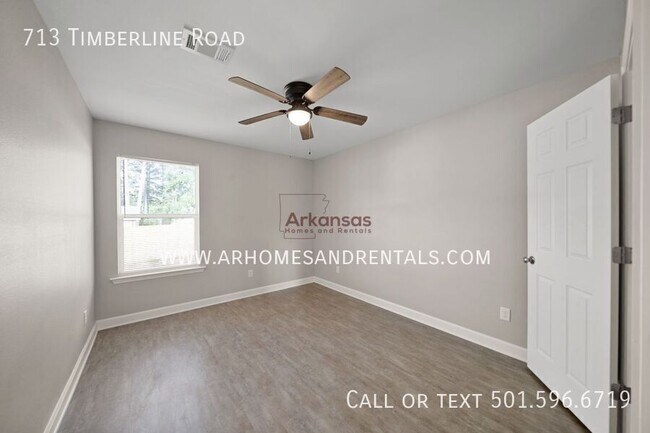 Building Photo - 713 Timberline Rd