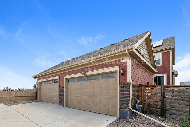 Building Photo - 17626 Olive St