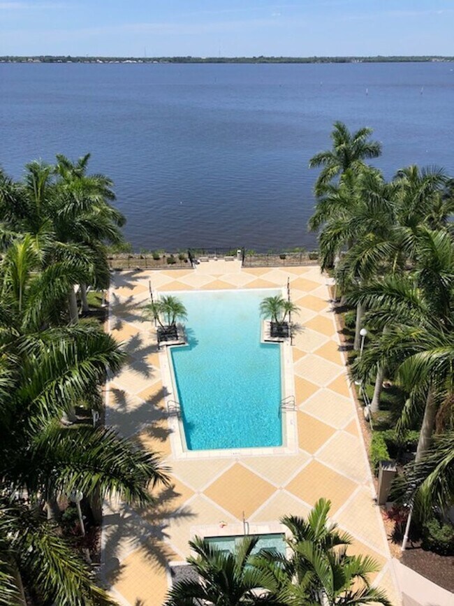 Building Photo - Beautiful Riverfront Living at Alta Mar – Unit 710