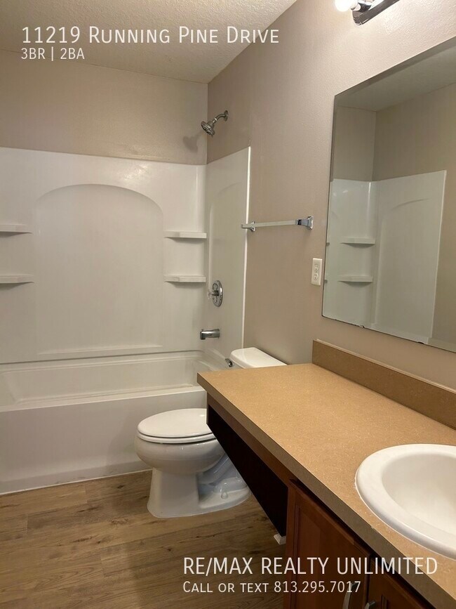 Building Photo - 11219 Running Pine Dr