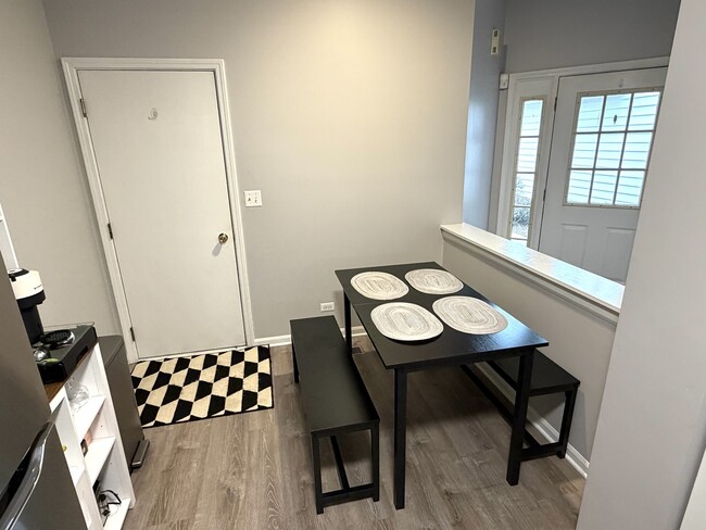 Building Photo - 8419 Mystic Trce