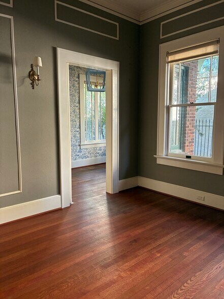 Building Photo - 3511 Dartmouth Ave