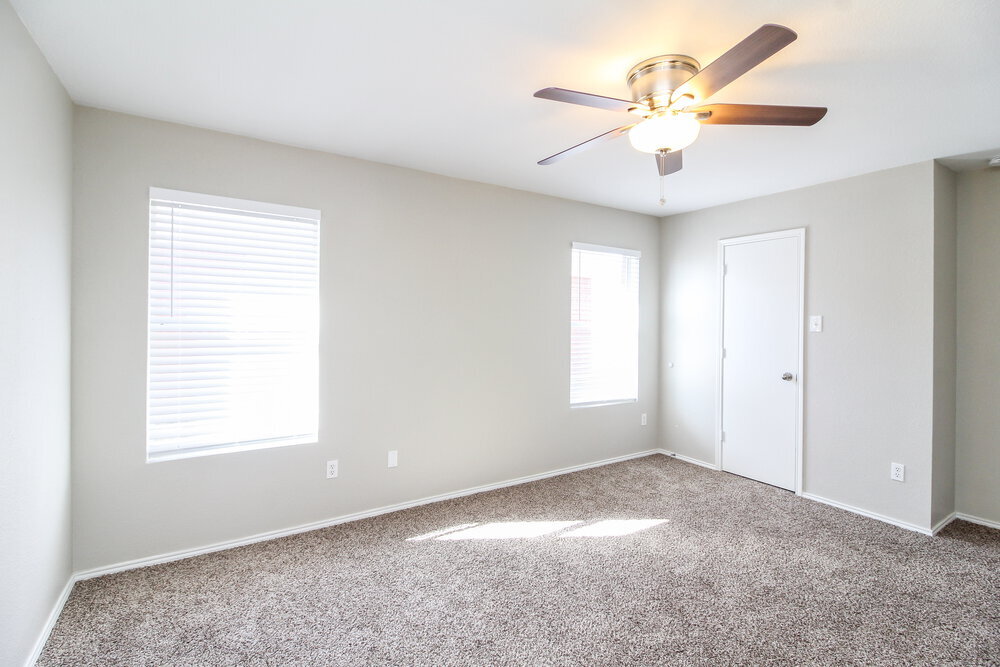 Building Photo - 1329 Castle Ridge Rd