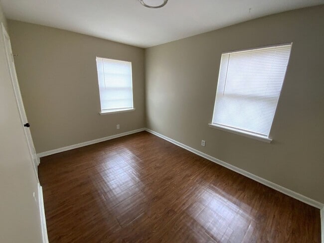 Building Photo - 9115 Merrivale Dr