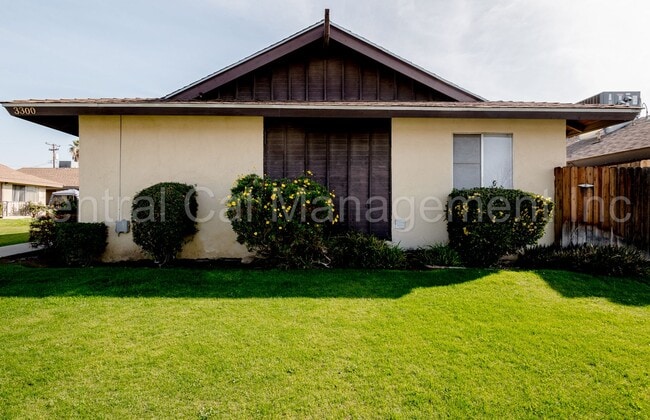 Building Photo - 2 Bedroom/1 Bath Apartment in Northern Oil...