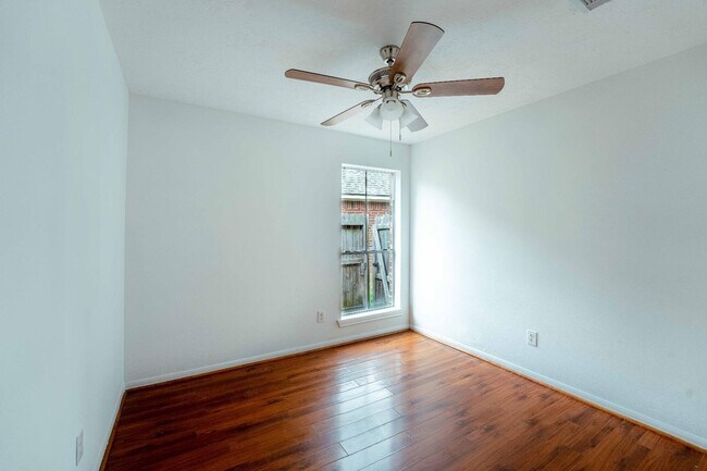 Building Photo - 7211 Cambridge Cove Cir