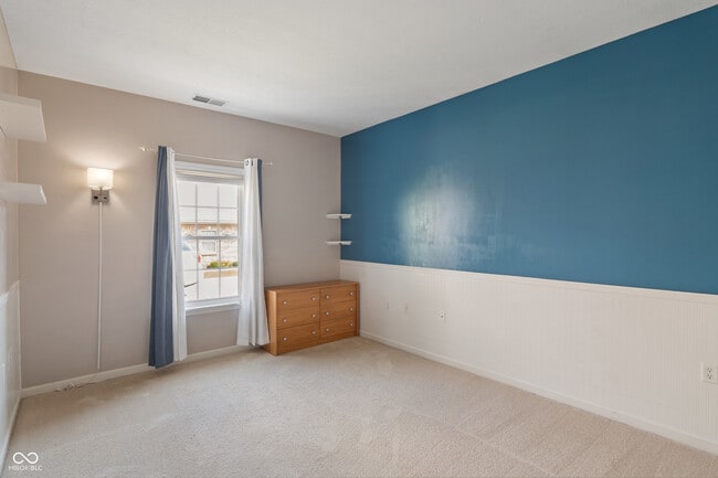 Building Photo - 4320 Hamilton Way