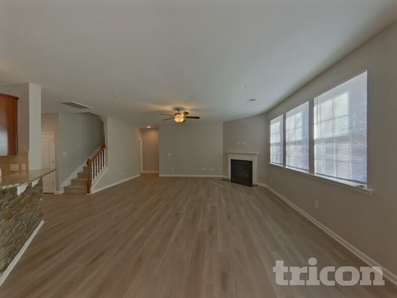 Building Photo - 111 Rougemont Ln