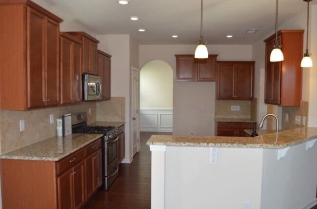 Building Photo - 10323 Rutledge Ridge Dr NW
