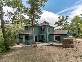 Building Photo - **COMING SOON** 4BR/2BA Home for Privacy a...