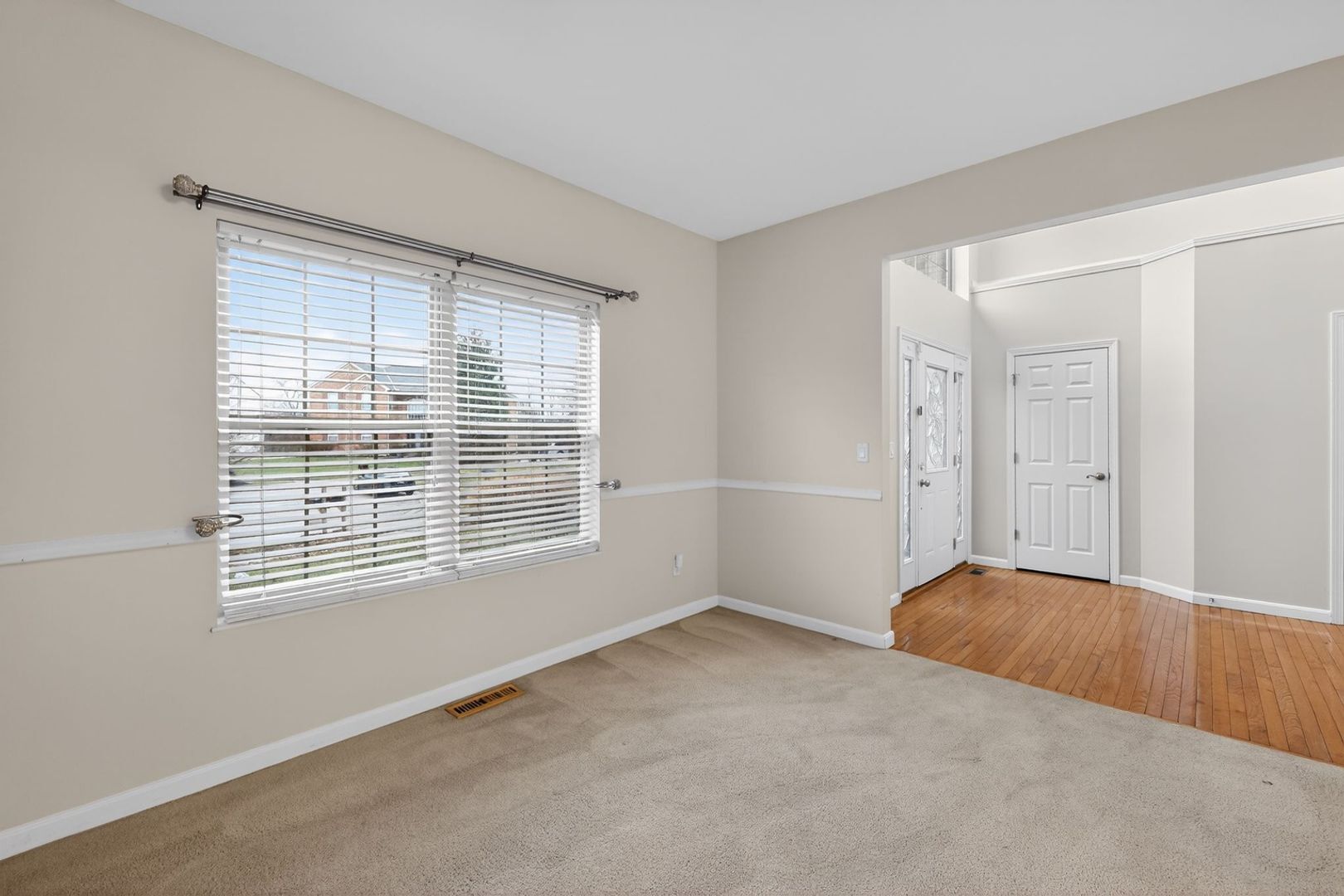 Building Photo - 6415 Evergreen Ct