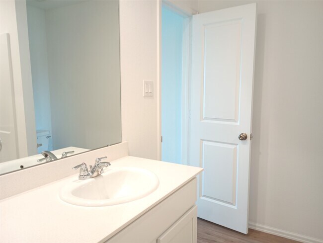 Building Photo - 26903 Vista Harbor Dr