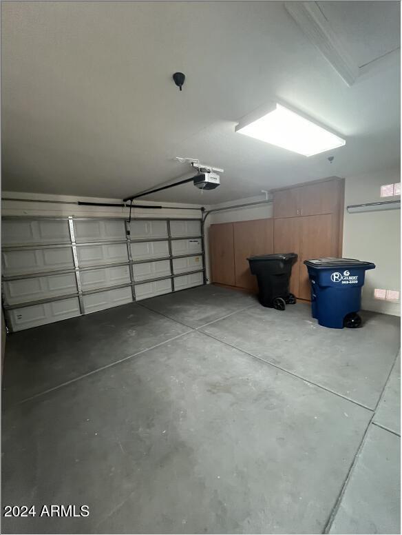Building Photo - 3950 E Pinon Ct